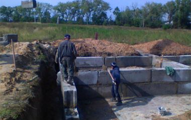 Основа для фундаментних блоків
